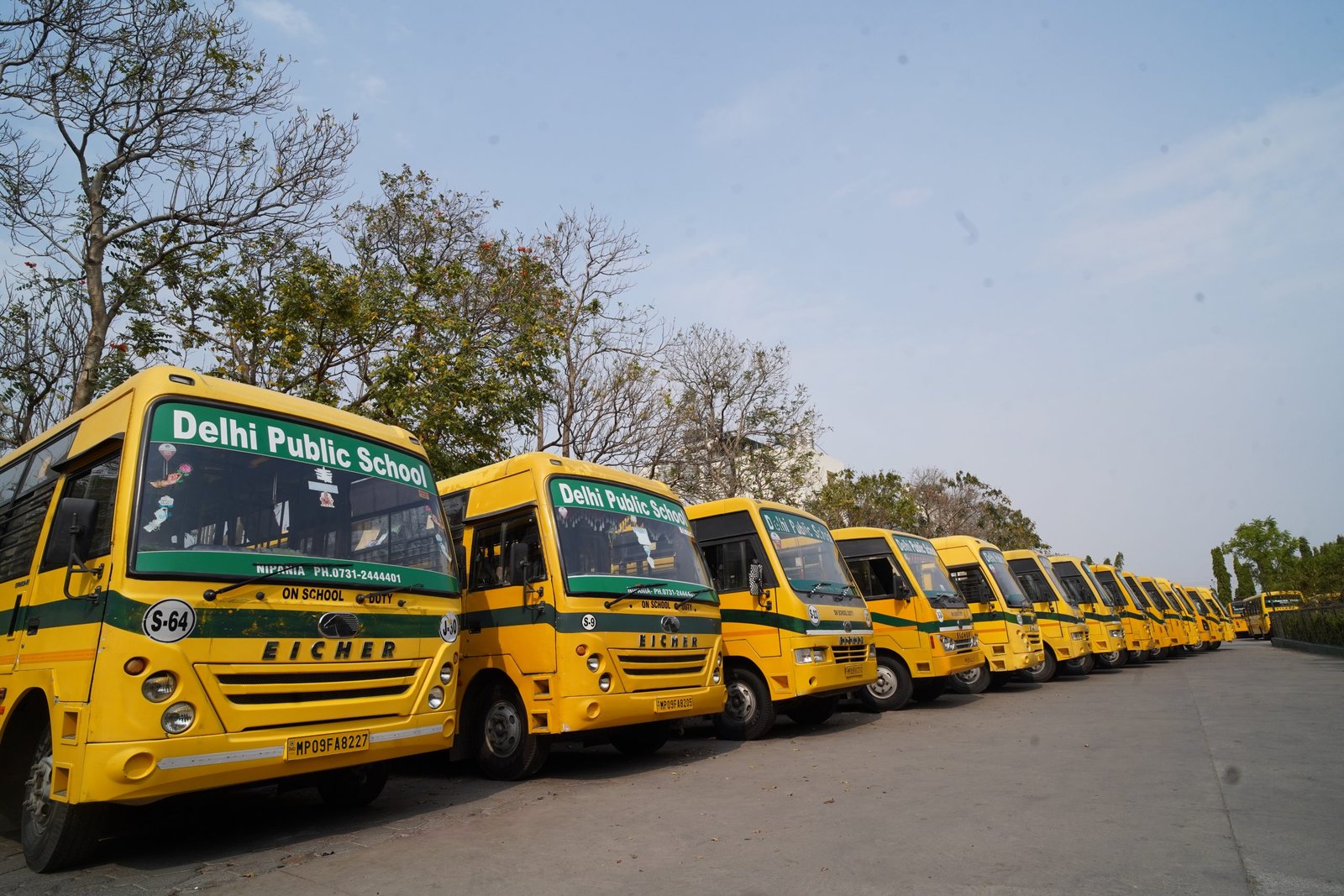 Bus branding Delhi — school bus paint